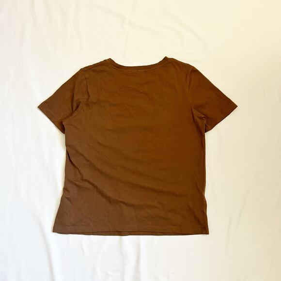 it's never too late to fall in love" graphic tee - Picture 5 of 5